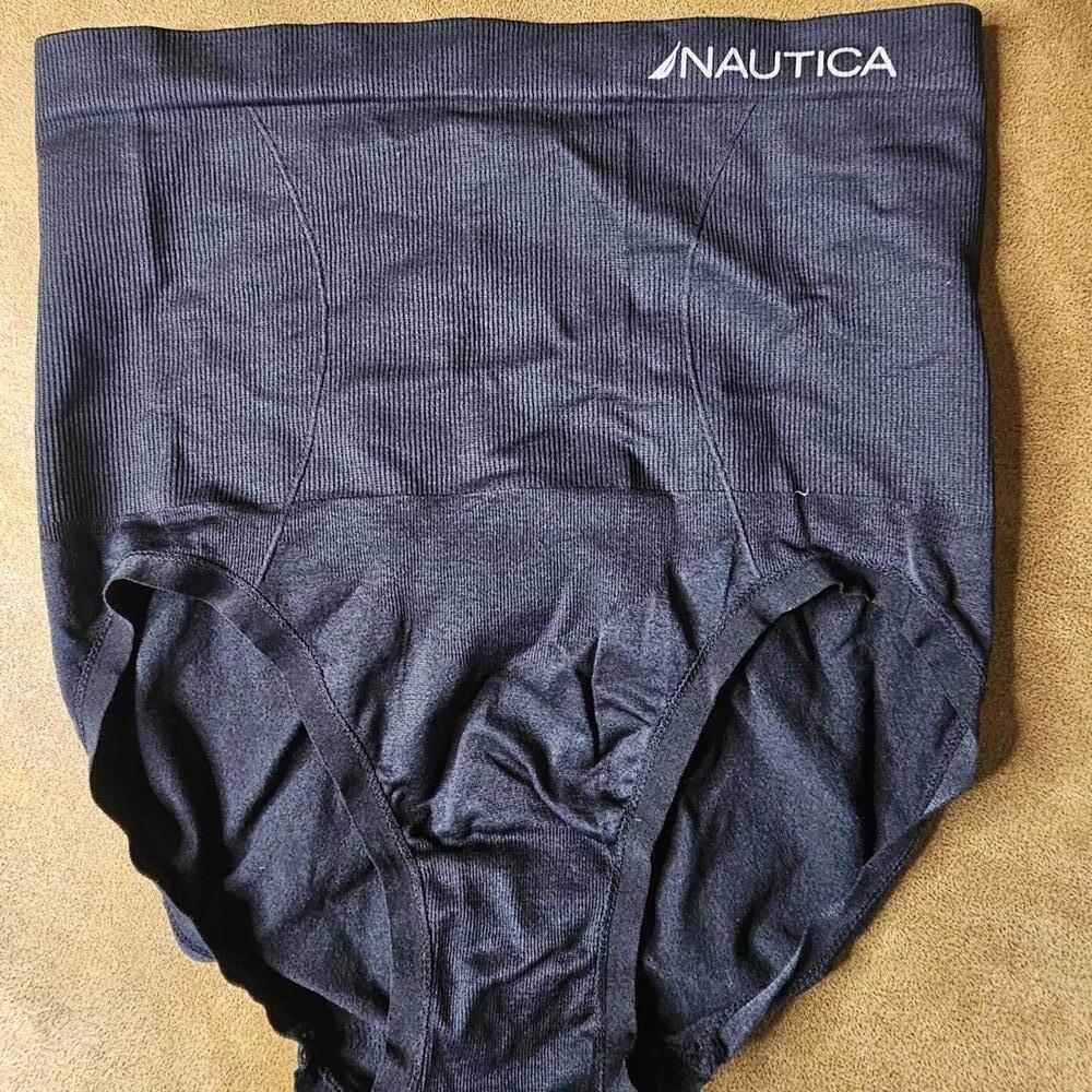 Nautica Shapewear Medium